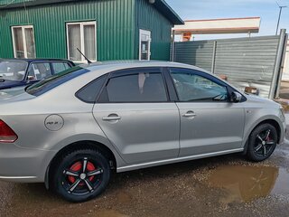 2013 Volkswagen Polo V, серебристый, 750000 рублей, вид 3