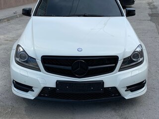 2012 Mercedes-Benz C-Класс 300 III (W204) Рестайлинг, белый, 1650000 рублей, вид 1