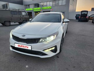 2018 Kia Optima IV Рестайлинг, белый, 1530000 рублей, вид 2