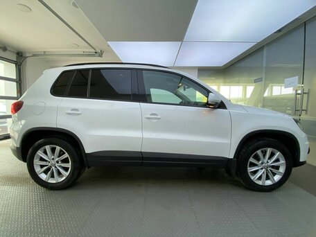 2014 Volkswagen Tiguan I Рестайлинг, белый, 1390000 рублей, вид 4