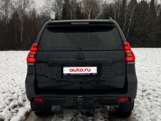 2022 Toyota Land Cruiser Prado 150 Series Рестайлинг 3, чёрный, 6800000 рублей, вид 5