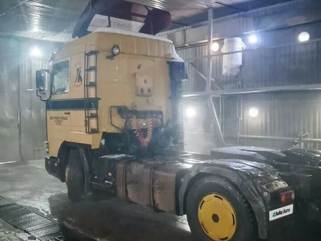 1996 Scania 3-Series, жёлтый, 650000 рублей, вид 4