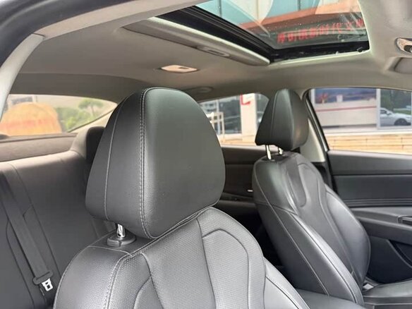 2022 Hyundai Elantra VII (CN7), белый - вид 11