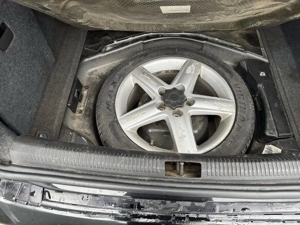 2005 Audi A4 III (B7), чёрный - вид 12
