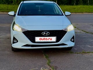 2020 Hyundai Solaris II Рестайлинг, белый, 1650000 рублей, вид 1