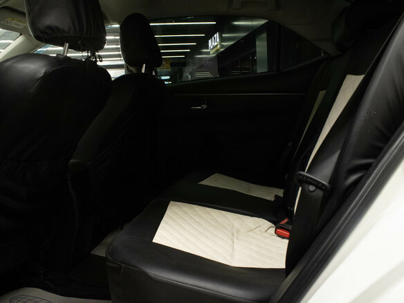 2013 Toyota Corolla XI (E160, E170, E180), белый, 909000 рублей - вид 10