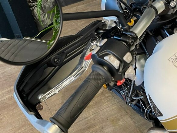 2025 Triumph Scrambler, серый, 2340000 рублей - вид 7
