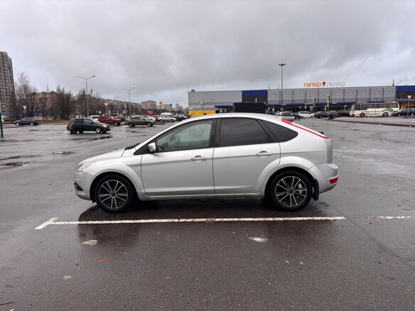 2008 Ford Focus II Рестайлинг, серебристый, 449000 рублей - вид 3