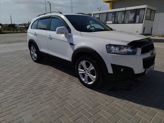 2012 Chevrolet Captiva I Рестайлинг, белый, 1450000 рублей, вид 3