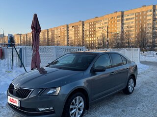 2017 Skoda Octavia III (A7) Рестайлинг, серый, 1200000 рублей, вид 1