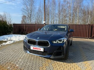 2020 BMW X2 xDrive18d I (F39), синий, 3600000 рублей, вид 3
