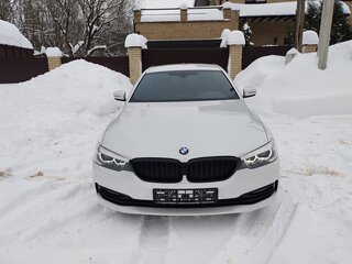 2017 BMW 5 серии 520d VII (G30/G31/G38), белый, 2600000 рублей, вид 1