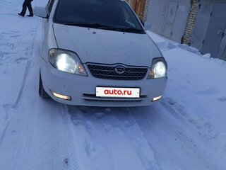 2001 Toyota Corolla IX (E120, E130), белый, 600000 рублей, вид 1