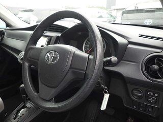 2015 Toyota Corolla Axio XI (E160, E170, E180), серебристый, 1296000 рублей, вид 5