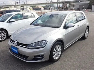 2017 Volkswagen Golf VII, серебристый, 1050000 рублей, вид 3