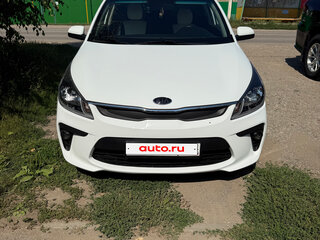 2017 Kia Rio IV, белый, 1475000 рублей, вид 3