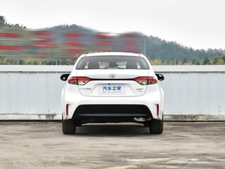 2025 Toyota Levin XII (E210) Рестайлинг, белый, 2250000 рублей, вид 4