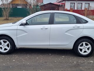 2019 Lada (ВАЗ) Vesta I, белый, 900000 рублей, вид 4