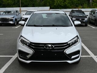 2025 Lada (ВАЗ) Vesta I Рестайлинг (NG), белый, 1523000 рублей, вид 2