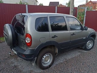 2013 Chevrolet Niva I Рестайлинг, серый, 790000 рублей, вид 5