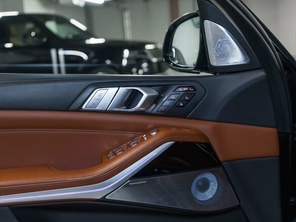 2020 BMW X7 M50d I (G07), чёрный - вид 5