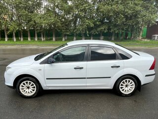 2007 Ford Focus II, белый, 520000 рублей, вид 3