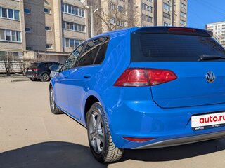 2014 Volkswagen Golf VII, синий, 1290000 рублей, вид 4
