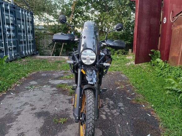 2024 Royal Enfield Himalayan, чёрный - вид 3