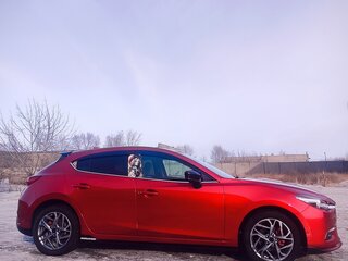 2018 Mazda Axela III Рестайлинг, красный, 1600000 рублей, вид 2