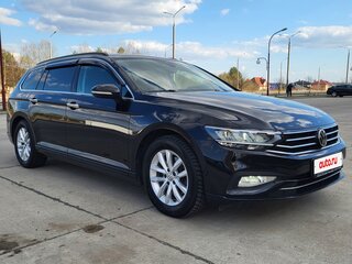 2019 Volkswagen Passat B8 Рестайлинг, чёрный, 1990000 рублей, вид 2