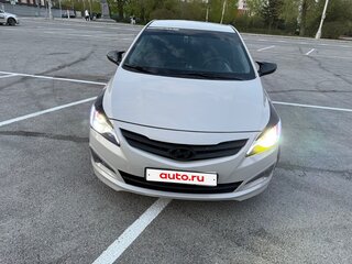 2014 Hyundai Solaris I Рестайлинг, бежевый, 950000 рублей, вид 3
