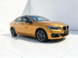 2018 BMW 1 серии 118i III (F52), золотистый, 1590000 рублей, вид 3