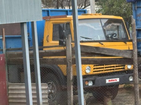 1990 КамАЗ 55102, жёлтый, 1500000 рублей, вид 2