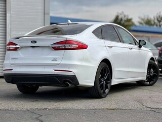 2020 Ford Fusion (North America) II Рестайлинг, белый, 1530000 рублей, вид 4