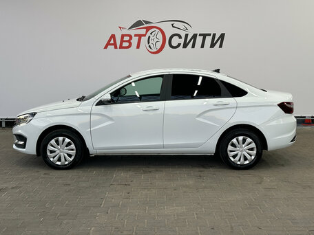2024 Lada (ВАЗ) Vesta I Рестайлинг (NG), белый, 1165000 рублей, вид 5