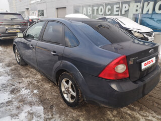 2011 Ford Focus II Рестайлинг, серый, 333000 рублей, вид 3