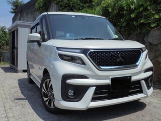 2023 Mitsubishi Delica D:2 Custom III, белый, 930000 рублей, вид 1
