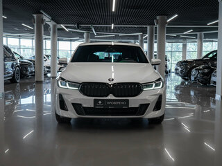 2022 BMW 6 серии Gran Turismo 630i IV (G32) Рестайлинг, белый, 5050000 рублей, вид 3