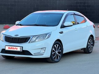 2012 Kia Rio 4-speed III, белый, 840000 рублей, вид 2