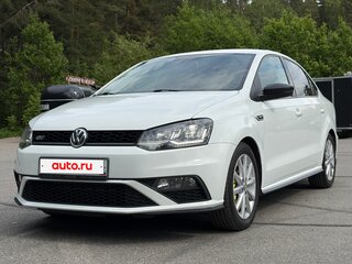 2018 Volkswagen Polo V Рестайлинг, белый, 1129000 рублей, вид 3