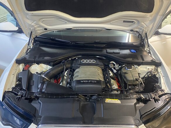 2011 Audi A6 IV (C7), белый, 1750000 рублей - вид 9