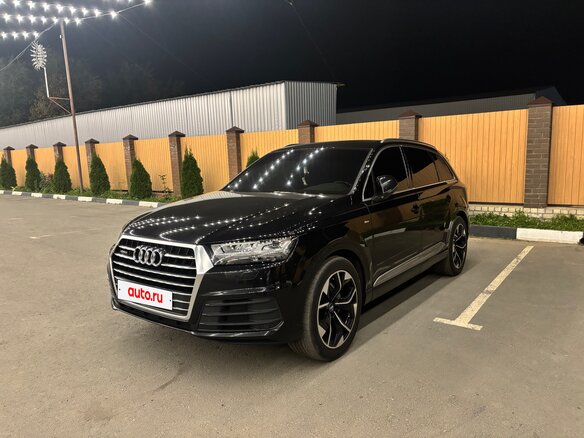 2015 Audi Q7 II (4M), чёрный - вид 2