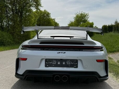 2025 Porsche 911 GT3 992 Рестайлинг, серый, 34500000 рублей, вид 4