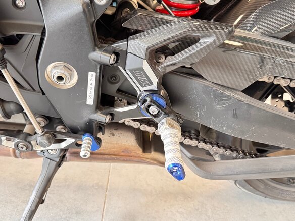 2022 BMW S 1000 R, серый, 1600000 рублей - вид 30