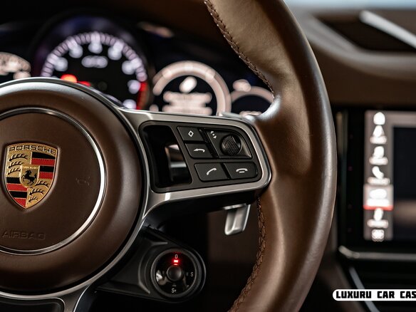 2021 Porsche Cayenne GTS Coupé III, серый, 9700000 рублей - вид 16