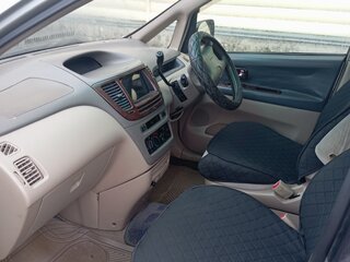 2000 Toyota Nadia, серый, 480000 рублей, вид 5