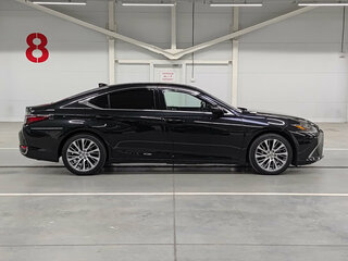 2019 Lexus ES 250 VII, чёрный, 4180000 рублей, вид 4