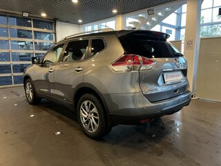 2017 Nissan X-Trail III, серый, 1890000 рублей, вид 5