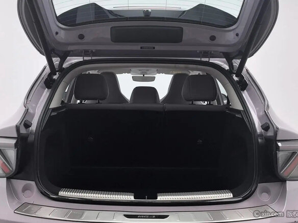 2026 MG 4 EV 42.8 kWh II, фиолетовый, 1530000 рублей - вид 4