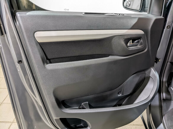 2021 Citroen SpaceTourer M I, серый, 2995000 рублей - вид 18